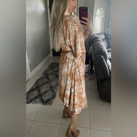 H&M bohemian woman’s dress. Tropical- linen-blend Bohemian summer - Picture 9 of 9